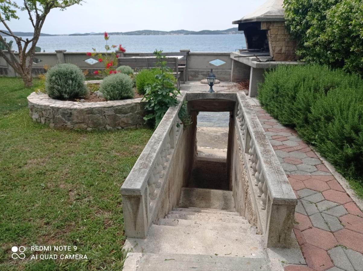 Apartments Venci بيبينيا المظهر الخارجي الصورة