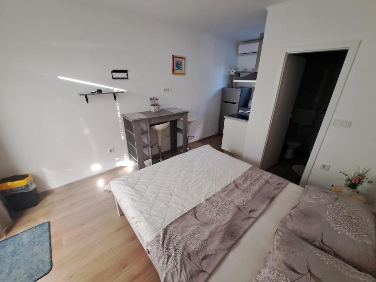 Apartments Venci بيبينيا المظهر الخارجي الصورة