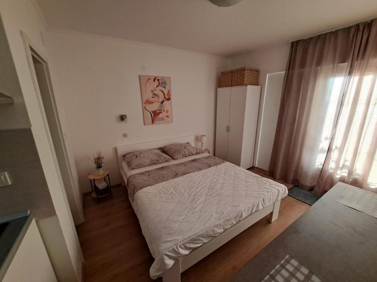 Apartments Venci بيبينيا المظهر الخارجي الصورة