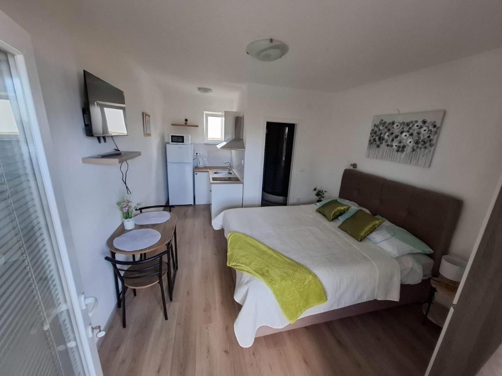 Apartments Venci بيبينيا المظهر الخارجي الصورة