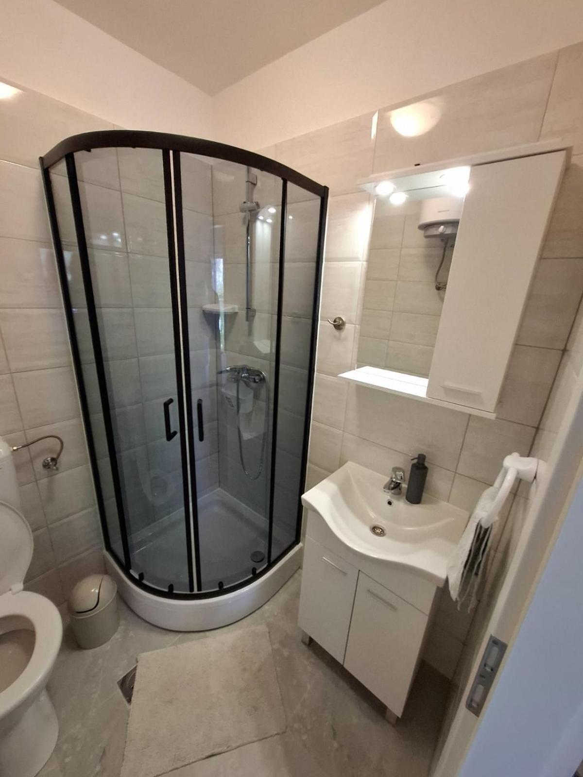 Apartments Venci بيبينيا المظهر الخارجي الصورة